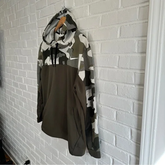 Nike Fleece Hoodie Men's Size XL Green Camo Pullover Sweatshirt Dri Fit BV2740 - Picture 3 of 8